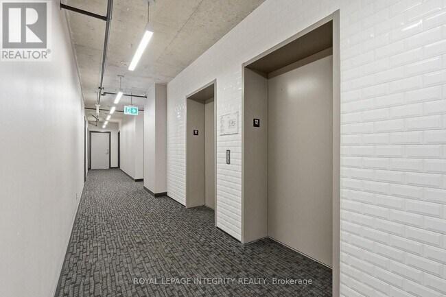 Building Photo - 203 Catherine St