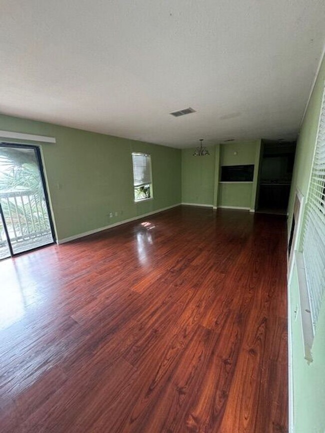 Foto del edificio - 1100 sqft under $1000-Calallen Area