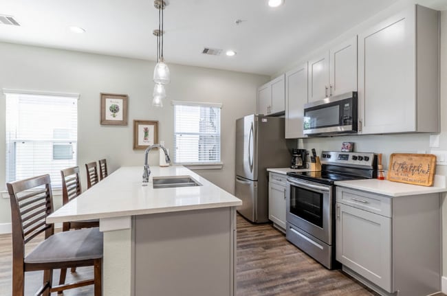 Foto del edificio - 144 W 5th St