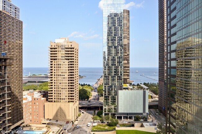 Foto del edificio - 512 N McClurg Ct