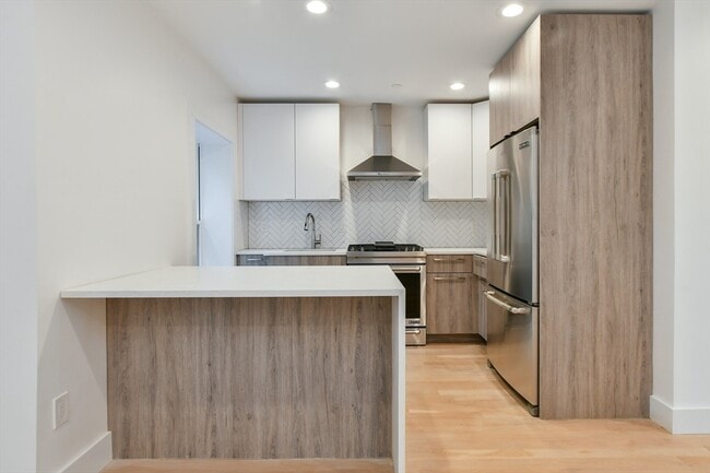 Foto del edificio - 55 E Springfield St