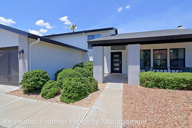 Building Photo - 5 br, 3 bath House - 6168 E JANICE WAY