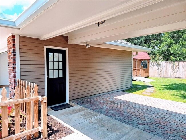 Building Photo - 116 Cardiff Ct