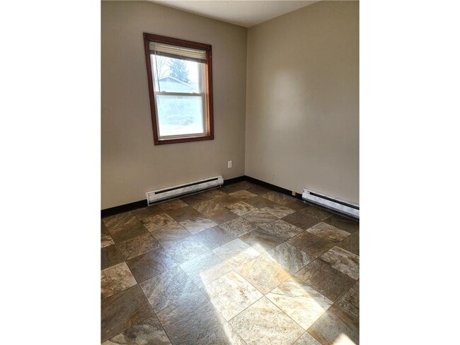 Building Photo - 314 S 3rd St