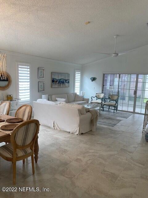 Foto del edificio - 106 Colombard Ct