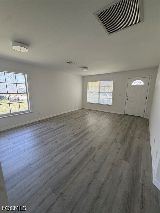 Foto del edificio - 10625 Windsmont Ct
