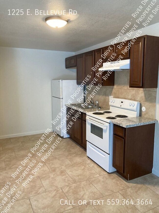 Building Photo - Atwater Studio Available Now!