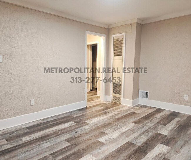 Foto del edificio - 4476 Monroe St