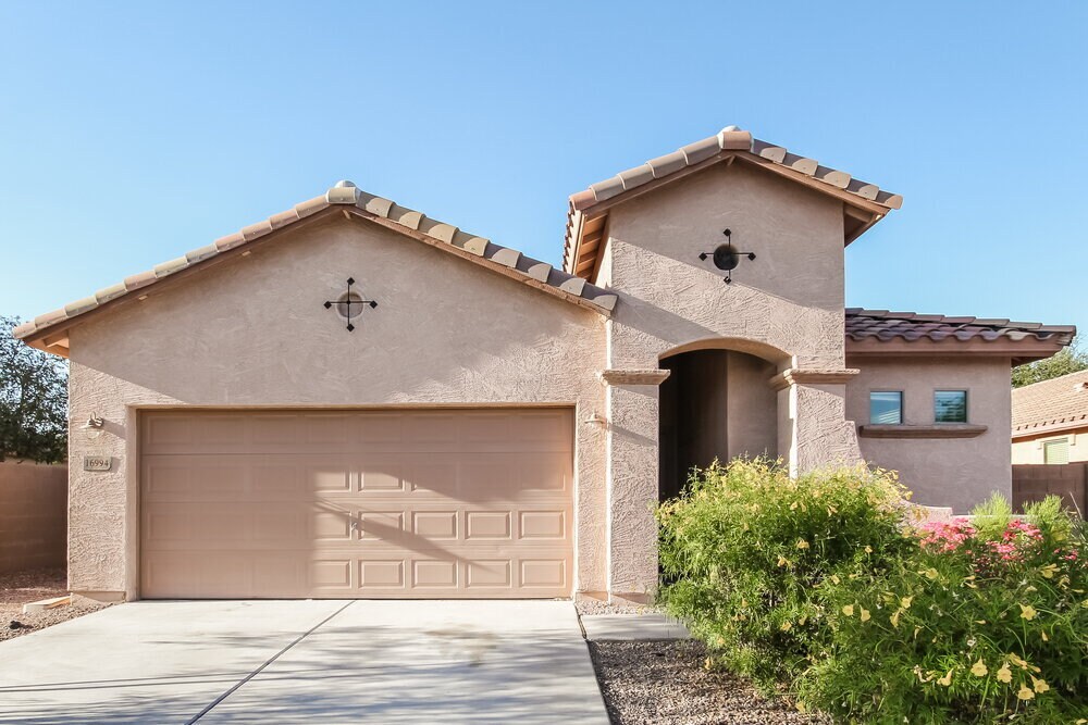 Foto principal - 16994 W Manchester Dr