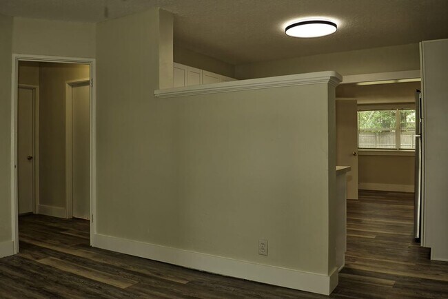 Foto del edificio - Updated Single Family Home