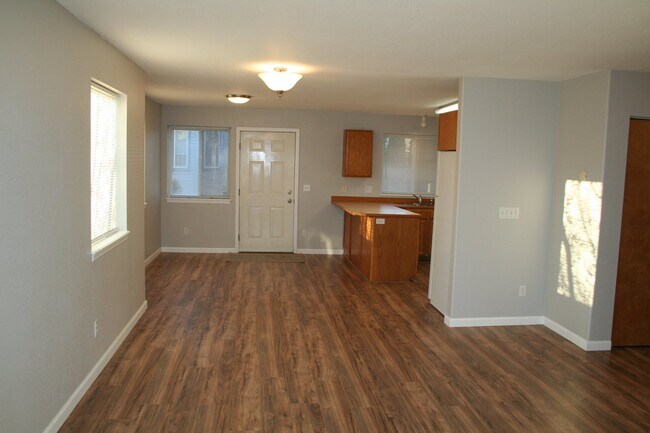 Foto del edificio - Cute remodeled unit!! A Must see!