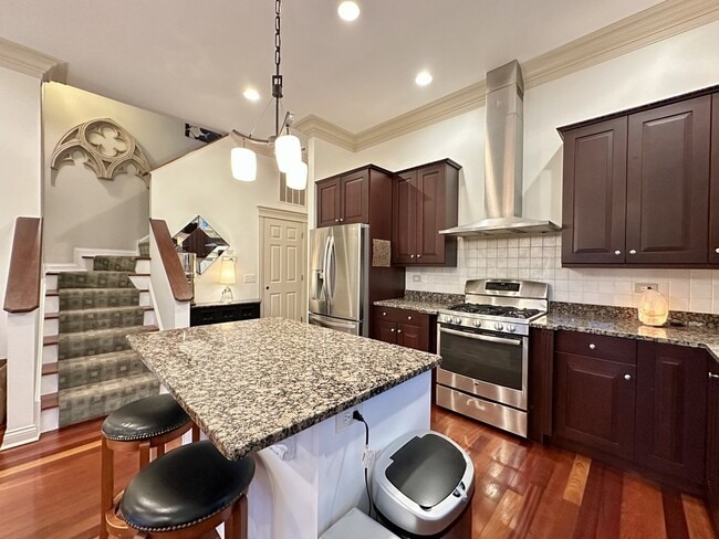 Foto del edificio - 3806 N Ashland Ave
