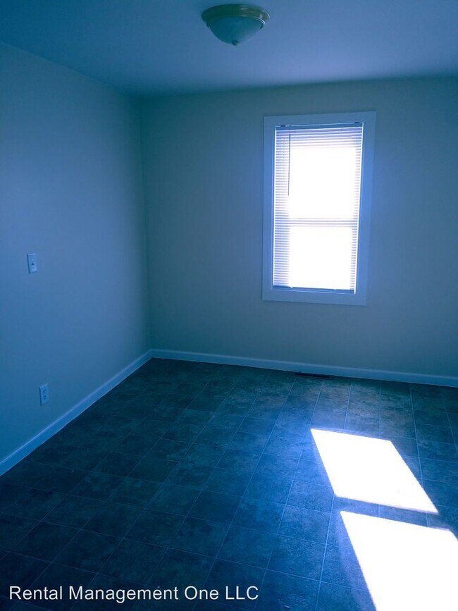 Foto del edificio - 3 br, 1 bath House - 4762 Argyle