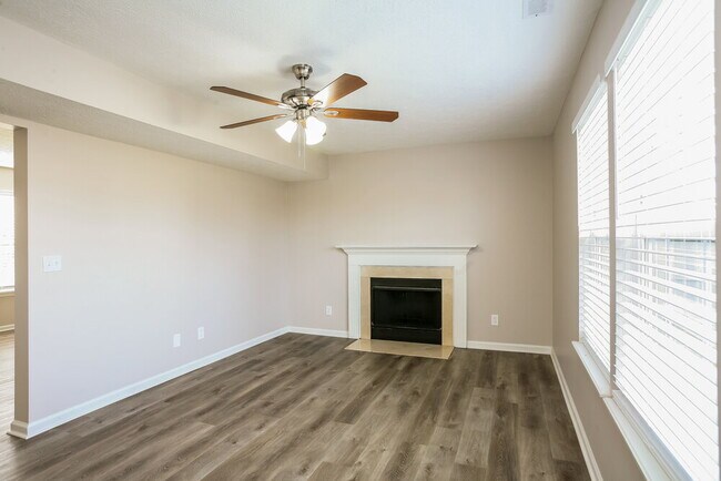 Building Photo - 6169 Morning Dove Dr