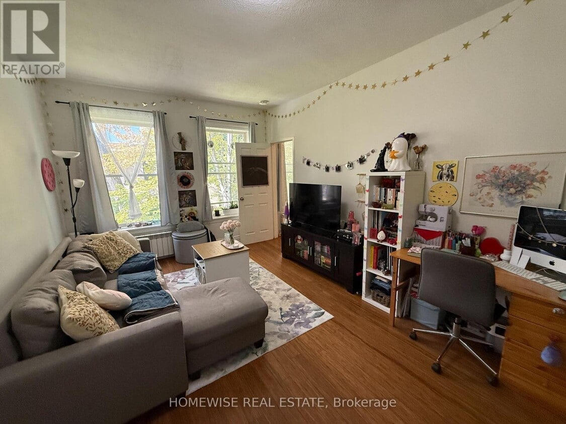 Primary Photo - 1 Triller Ave