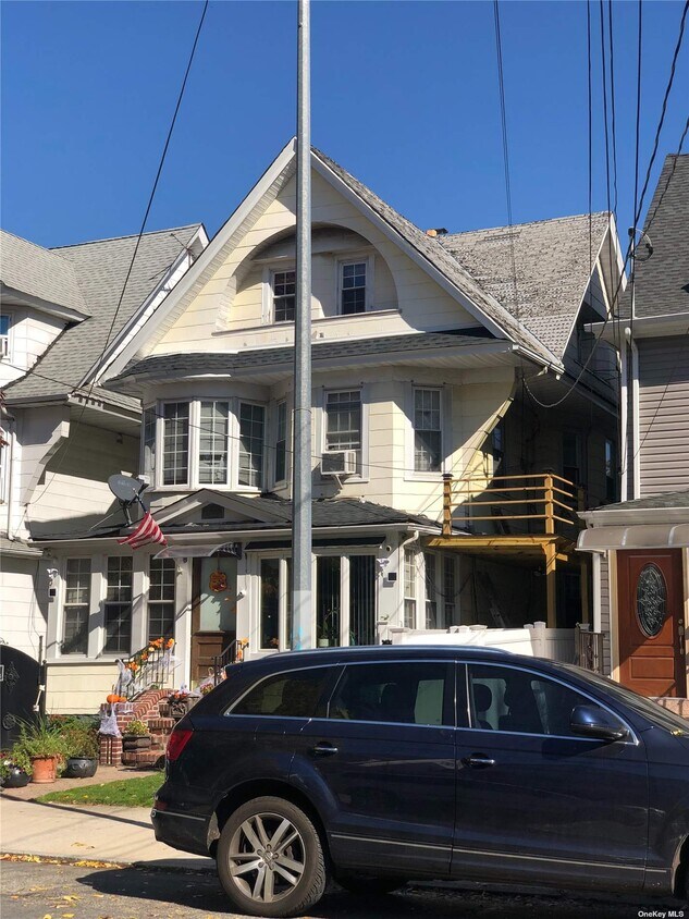 9109 97th St Unit 3FL, Queens, NY 11421 Room for Rent in Queens, NY