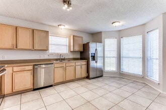 Building Photo - 8049 Cannonwood Dr