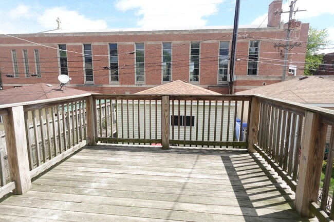 Foto del edificio - 3849 N Christiana Ave
