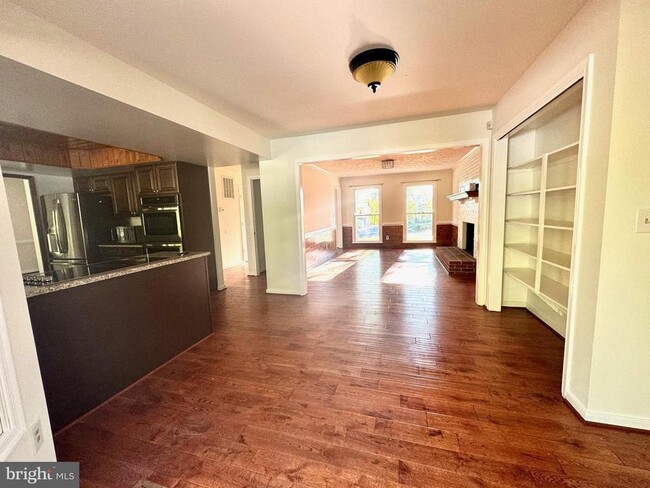 Building Photo - 1326 Aquia Dr