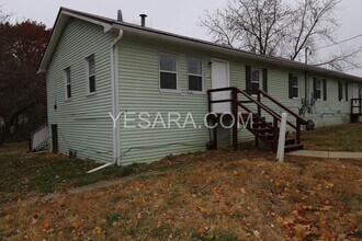 Building Photo - 101-103 Hayes Ct