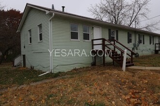 Building Photo - 103-103 Hayes Ct