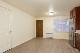 Building Photo - 8524 Phinney Ave N