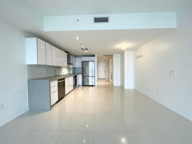 Foto del edificio - 1600 NE 1st Ave