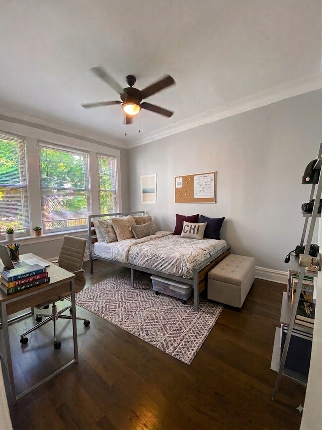 Foto del edificio - 1214 W Rosemont Ave