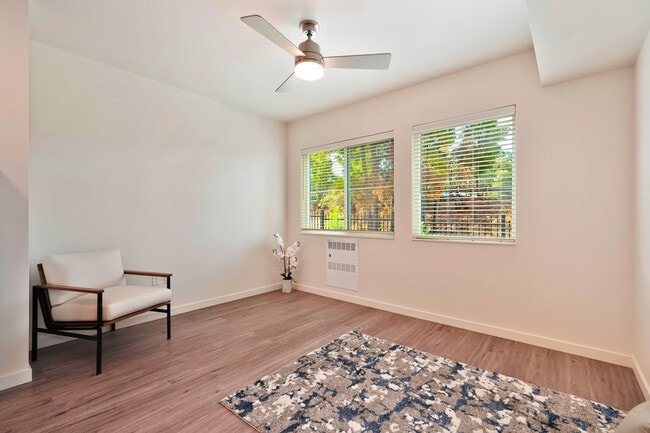 Building Photo - MacArthur Studio