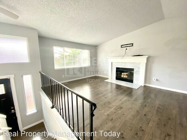 Building Photo - 4 br, 2 bath House - 5715 North 46th St