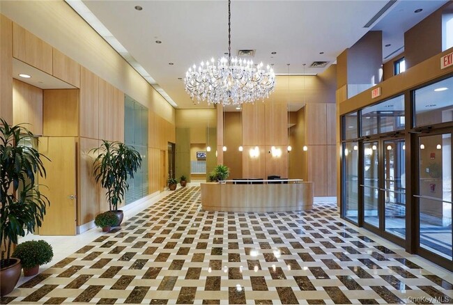 Foto del edificio - 175 Huguenot St