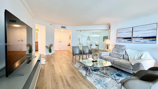 Foto del edificio - 5200 N Ocean Dr