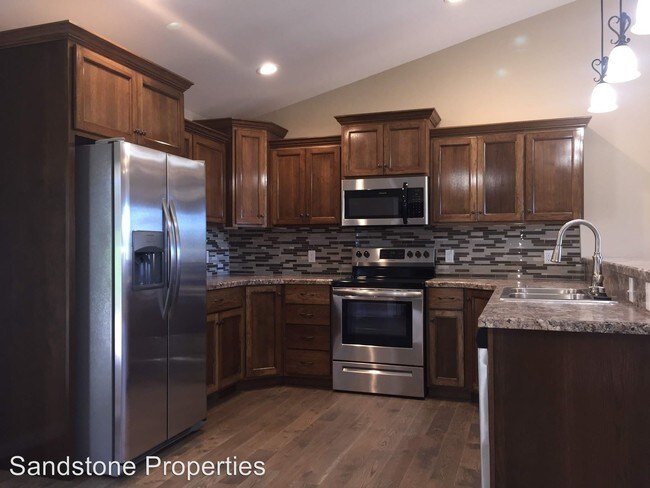 Building Photo - 4 br, 3 bath House - 4023 Westminister Drive