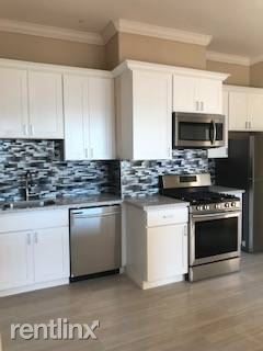 Primary Photo - 5 br, 2 bath Apartment - 2944 24TH ST