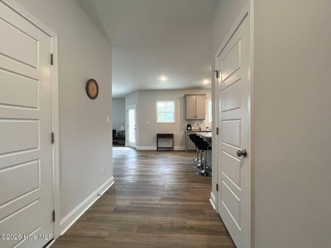 Building Photo - 280 Flying Bolt Dr