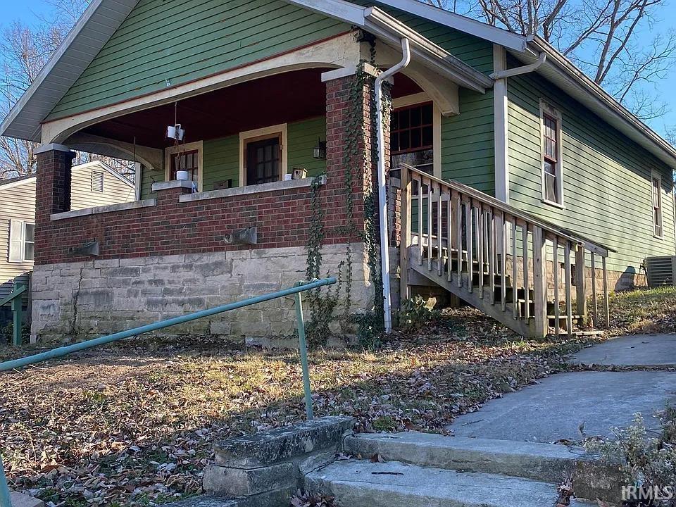 Primary Photo - 313 W 14th St