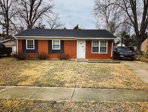Building Photo - 9400 Moonridge Pl