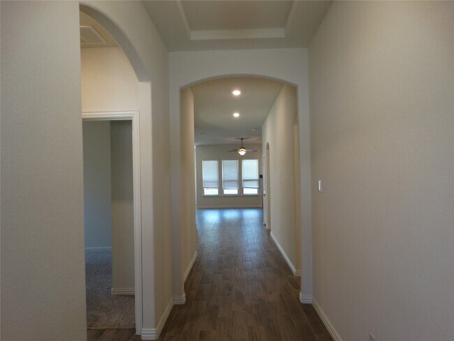 Building Photo - 4532 Frost Ave