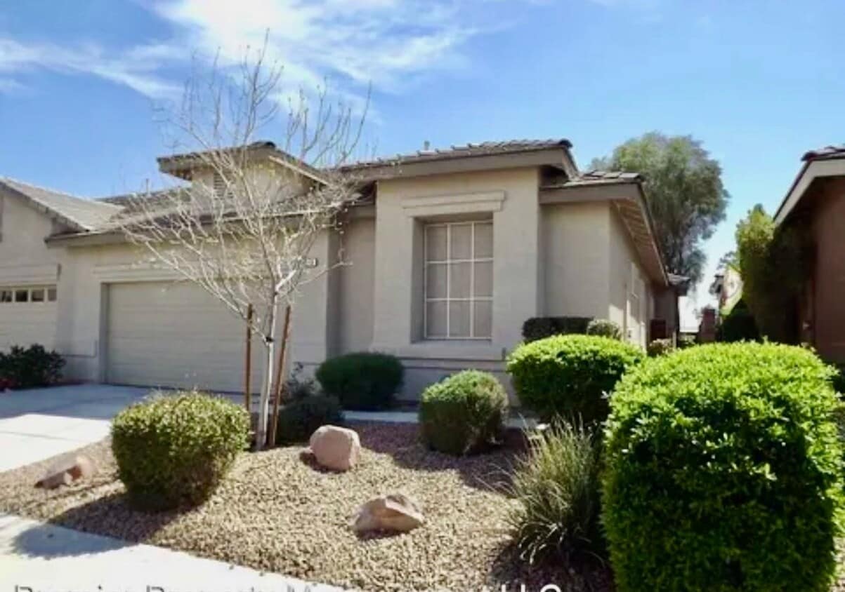 Primary Photo - 273 Kyland Cove Ave