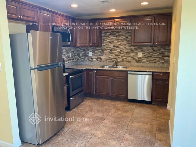 Foto del edificio - 15831 N 59th Cir