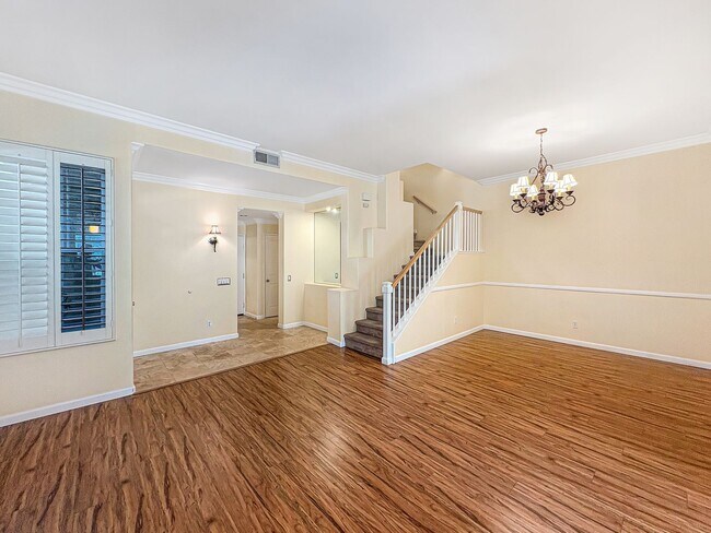 Foto del edificio - Stunning 3B/2.5BA Home in San Diego w/ Fir...