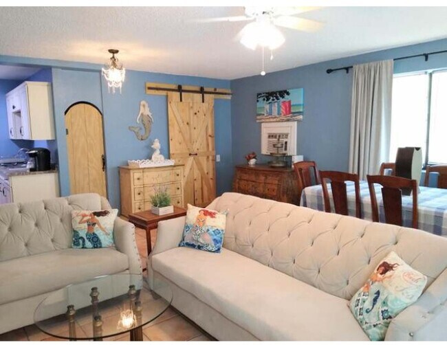 Foto del edificio - 622 10th Ave N