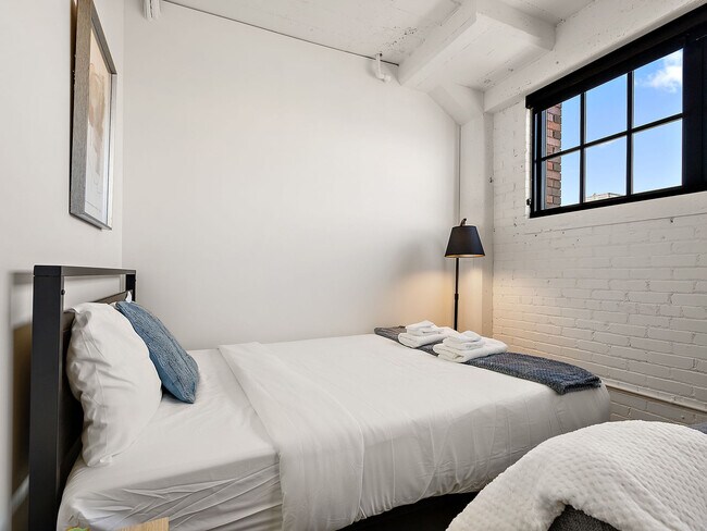 Foto del edificio - 608 N 3rd St