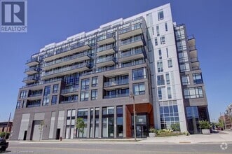 Building Photo - 3005 Pine Glen Rd