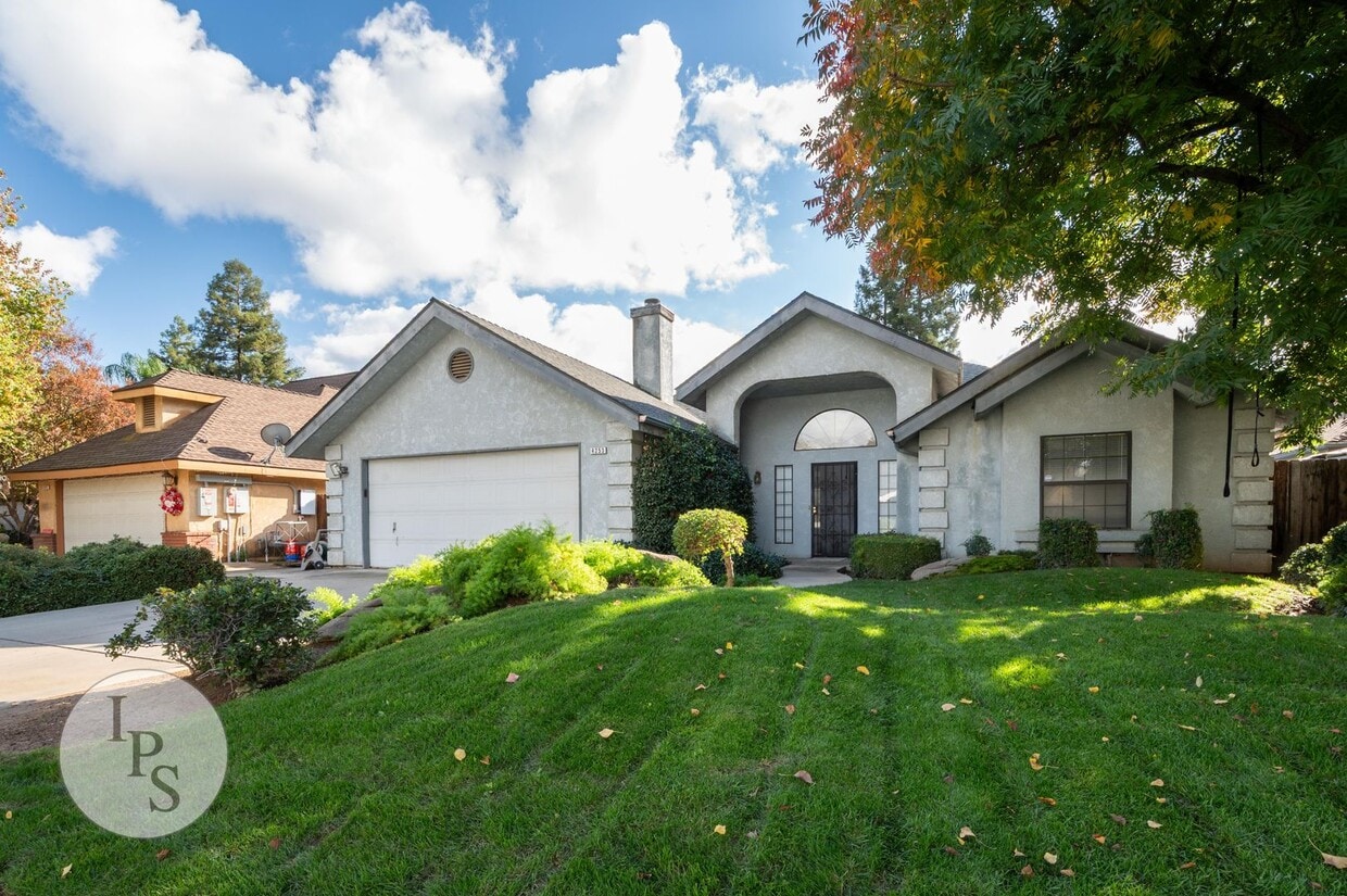 Primary Photo - North West Fresno Home, 3BR/2BA, 1878sf, N...