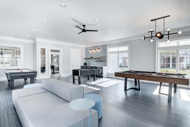 The Lodge on the Trail-POI-001 - Lodge on the Trail Apartments