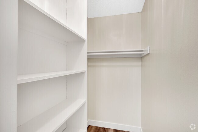 2HAB, 2BA - 1044 ft² - VIVA Apartment Homes