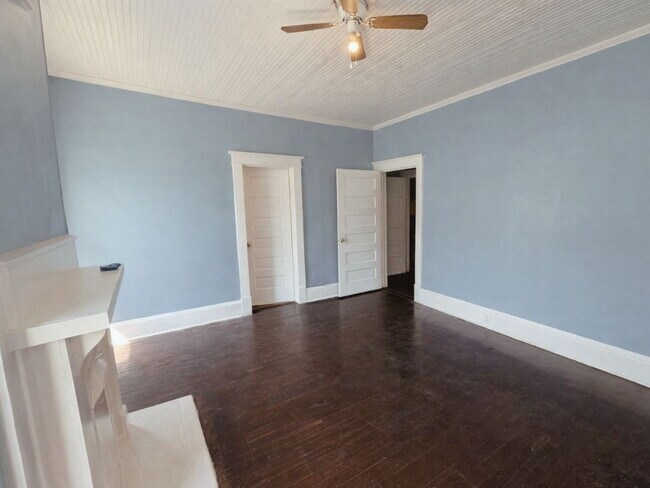 Foto del edificio - 1025 Hillyer Ave