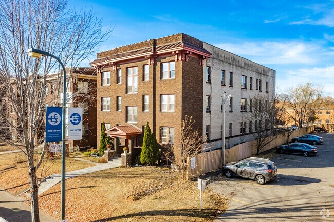 Building Photo - 2218 Nicollet Ave