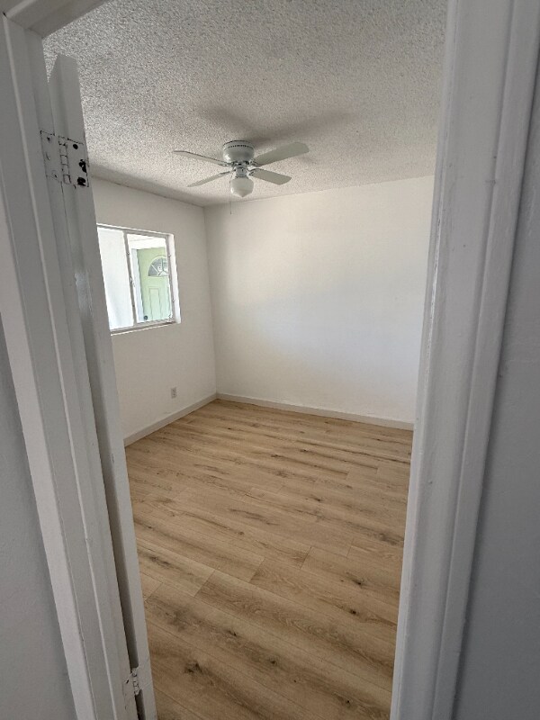 Foto del edificio - 5345 W Ave L8